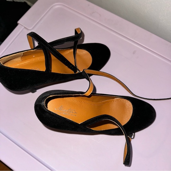 Black pumps size 8.5 - Picture 5 of 7